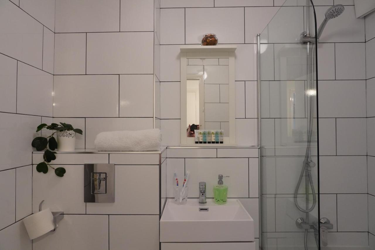 Apartamento 2Bedrm-4Guests-Parking-Nearstation Londres Exterior foto