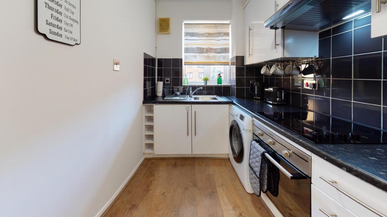 Apartamento 2Bedrm-4Guests-Parking-Nearstation Londres Exterior foto