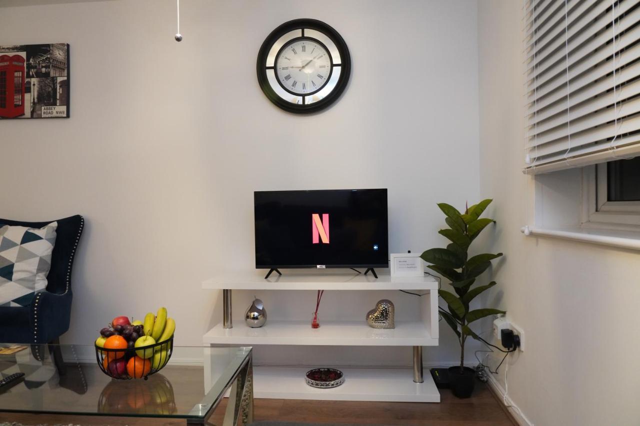 Apartamento 2Bedrm-4Guests-Parking-Nearstation Londres Exterior foto