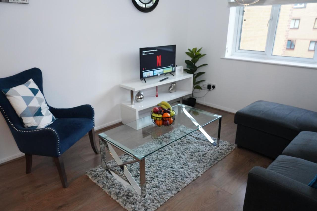 Apartamento 2Bedrm-4Guests-Parking-Nearstation Londres Exterior foto